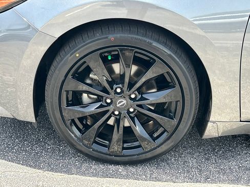Certified 2023 Nissan Maxima SR w/ Sport Mat Group FWD image 53