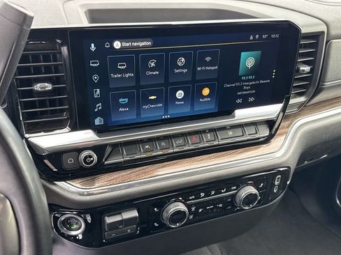 Used 2025 Chevrolet Silverado 1500 LT AWD/4WD image 15