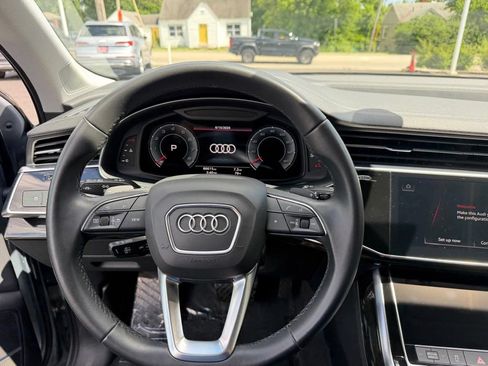 Used 2023 Audi Q7 3.0T Premium Plus w/ Premium Plus Package AWD/4WD image 30
