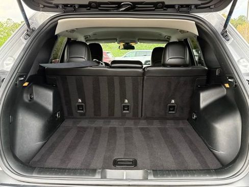 Used 2019 Jeep Cherokee Latitude Plus image 28