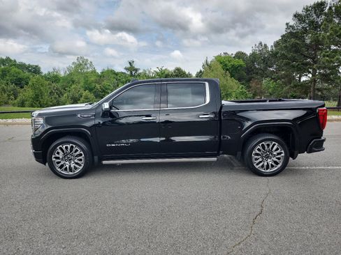 Used 2023 GMC Sierra 1500 Denali Ultimate AWD/4WD image 2