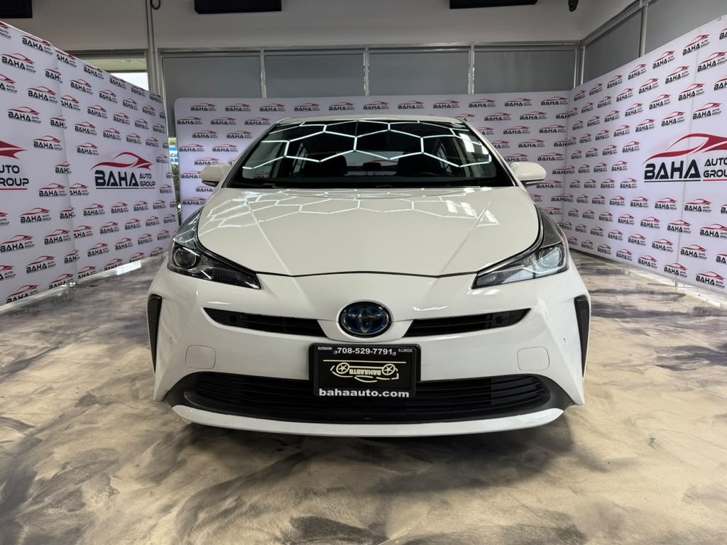 Used 2022 Toyota Prius LE FWD image 2