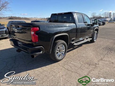 Certified 2021 Chevrolet Silverado 2500 LTZ w/ LTZ Convenience Package AWD/4WD image 4