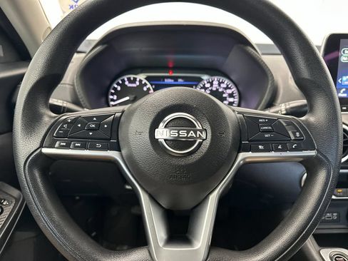 Used 2024 Nissan Sentra SV FWD image 21