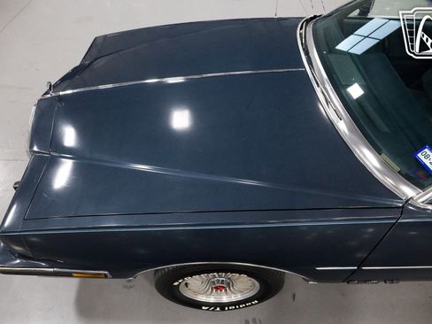 Used 1987 Pontiac Grand Prix LE image 17