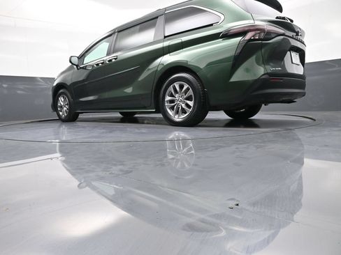 Certified 2025 Toyota Sienna XLE w/ XLE Plus Package AWD/4WD image 34