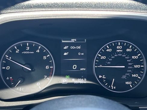 Used 2023 Subaru Ascent Limited w/ Technology Package AWD/4WD image 18