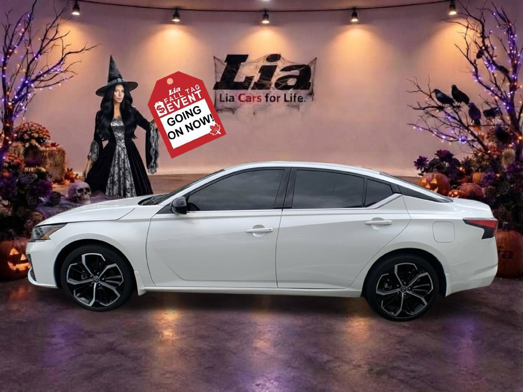 Certified 2024 Nissan Altima 2.5 SR AWD/4WD image 8