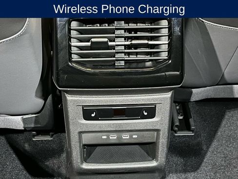 Used 2023 Volkswagen ID.4 Pro S Plus image 10