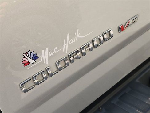 Used 2019 Chevrolet Colorado LT image 28