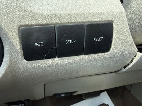 Used 2009 Ford Escape XLT FWD image 20