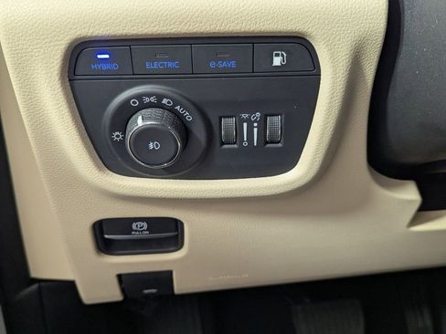 Used 2022 Jeep Grand Cherokee Limited 4xe AWD/4WD image 15