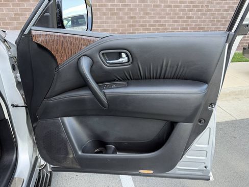 Used 2017 Nissan Armada Platinum w/ Captain Seat Package AWD/4WD image 30