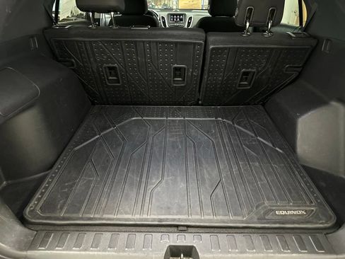 Used 2020 Chevrolet Equinox LT w/ Driver Convenience Package FWD image 13