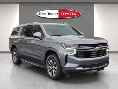 Used 2022 Chevrolet Suburban LT w/ LT Signature Package