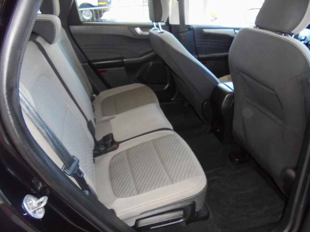 Used 2021 Ford Escape SE FWD image 10