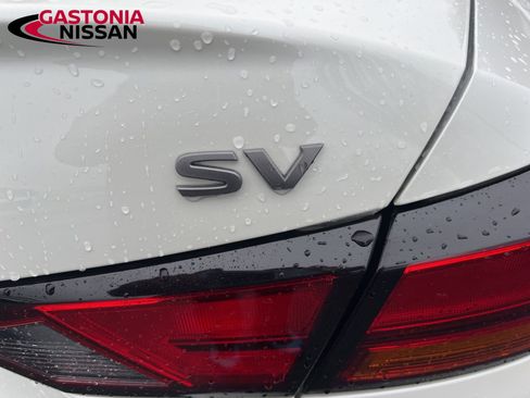 Used 2024 Nissan Altima 2.5 SV image 14