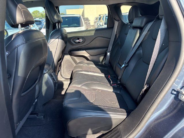 Used 2021 Jeep Cherokee Limited AWD/4WD image 12