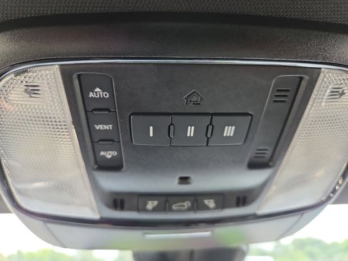 Used 2024 Dodge Durango R/T AWD/4WD image 15