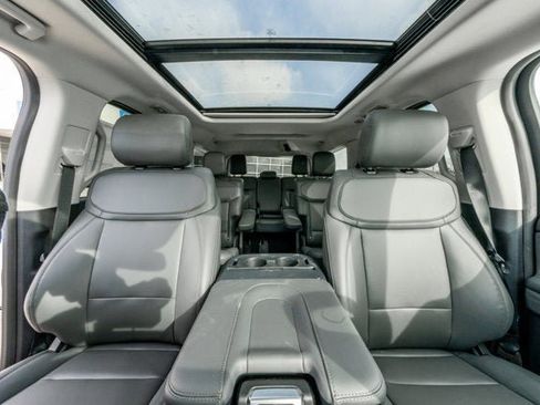 New 2026 Ford Expedition Active AWD/4WD image 42