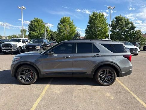 Used 2025 Ford Explorer ST w/ Sun And Sound Package AWD/4WD image 5
