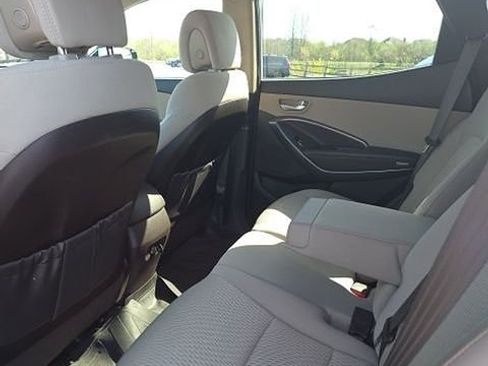 Used 2017 Hyundai Santa Fe Sport image 8