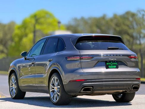 Used 2019 Porsche Cayenne image 9
