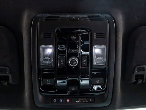 Used 2025 Cadillac Escalade V w/ LPO, ONYX Package image 24