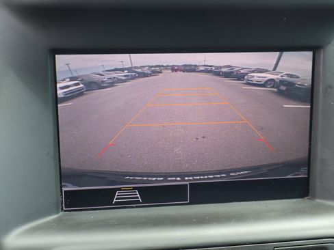 Used 2022 GMC Terrain SLE w/ Driver Convenience Package FWD image 25