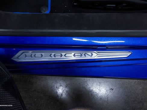 Used 2023 Lamborghini Huracan Tecnica image 24