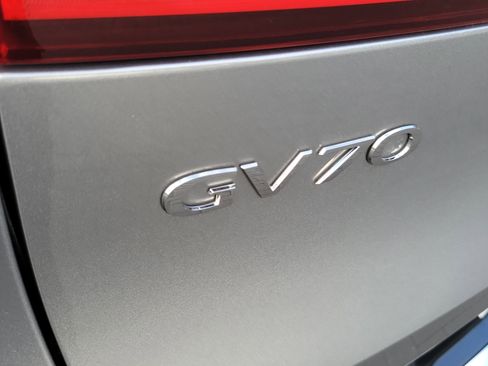 Certified 2024 Genesis GV70 2.5T w/ Select Package image 30