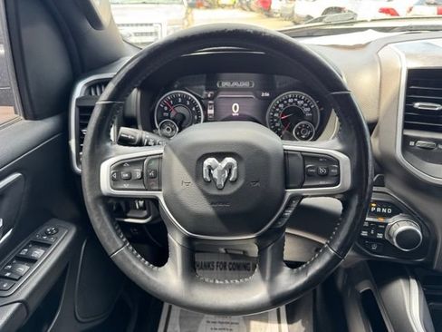 Used 2020 RAM 1500 Big Horn AWD/4WD image 18