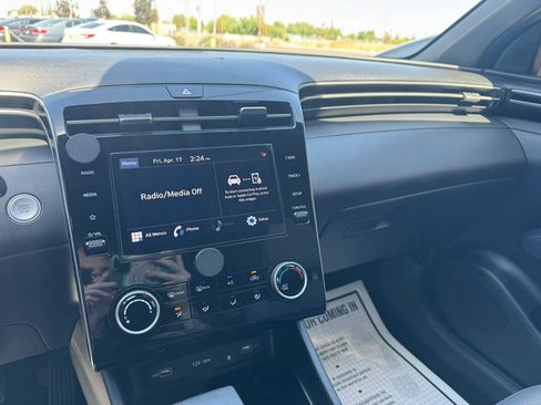 Used 2022 Hyundai Santa Cruz SEL w/ Activity Package FWD image 16