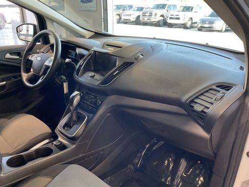 Used 2017 Ford C-MAX SE w/ Equipment Group 201A image 16
