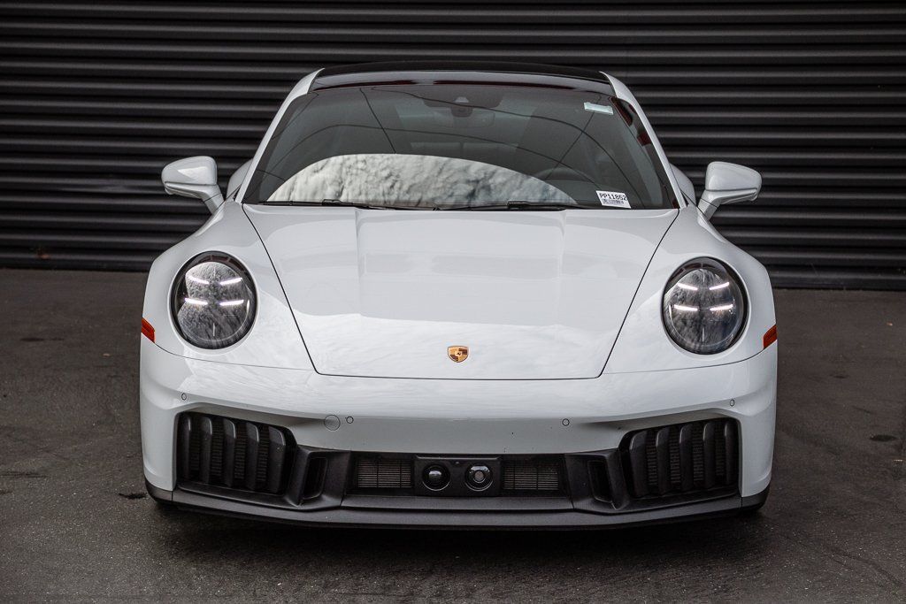 Certified 2025 Porsche 911 Carrera GTS RWD image 7
