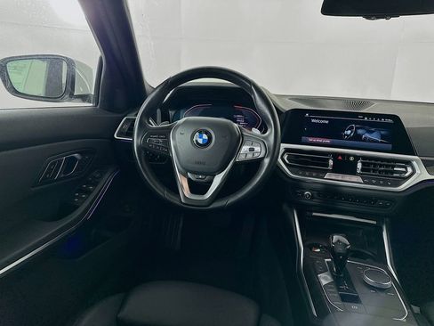 Used 2019 BMW 330i xDrive Sedan w/ Convenience Package image 30