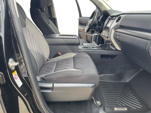 Used 2018 Toyota Tundra SR5 w/ SR5 Upgrade Package image 15