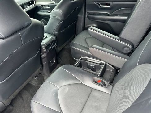 Certified 2025 Toyota Grand Highlander AWD image 16