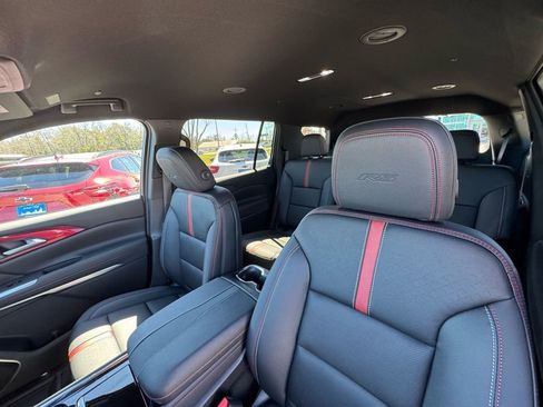 New 2026 Chevrolet Traverse RS w/ LPO, Floor Liner Package image 15
