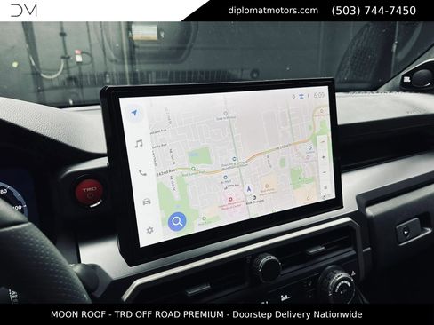 Used 2025 Toyota 4Runner TRD Off-Road Premium AWD/4WD image 34