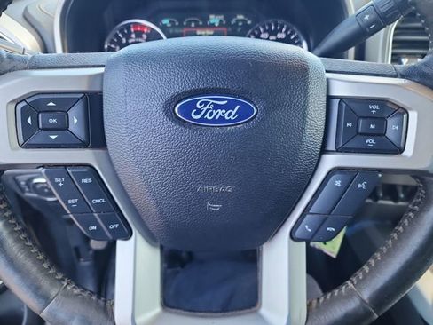 Used 2018 Ford F250 Lariat w/ Chrome Package image 13