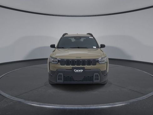 New 2026 Jeep Cherokee Laredo image 5