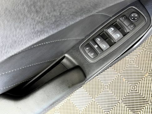 Used 2015 Dodge Charger R/T w/ Plus Group RWD image 30