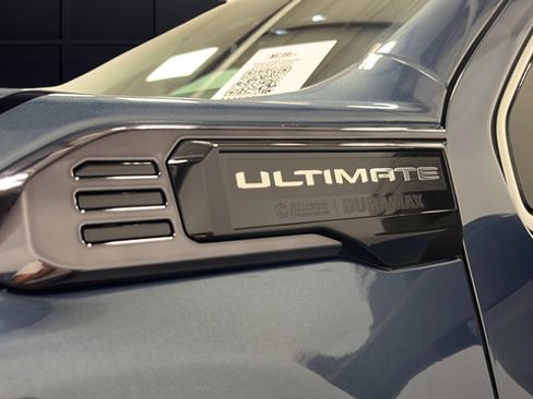 Used 2025 GMC Sierra 3500 Denali Ultimate AWD/4WD image 46
