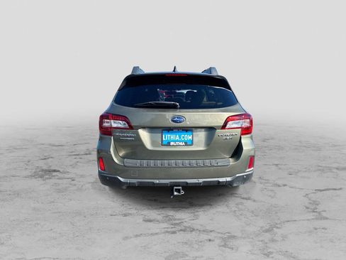 Used 2017 Subaru Outback 3.6R Limited image 7