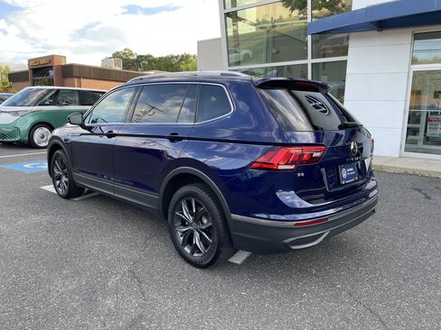 Certified 2022 Volkswagen Tiguan SE image 6