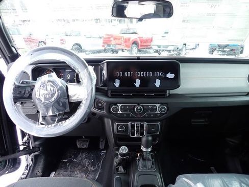 New 2026 Jeep Gladiator Sport AWD/4WD image 14