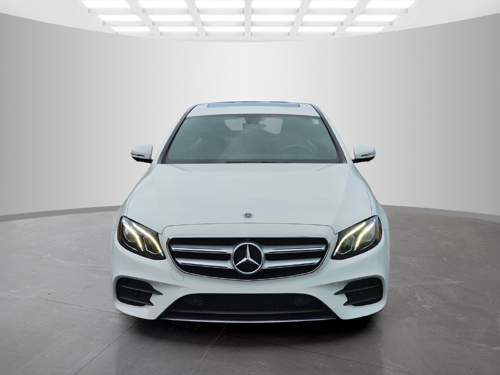 Used 2020 Mercedes-Benz E 450 4MATIC Sedan image 4