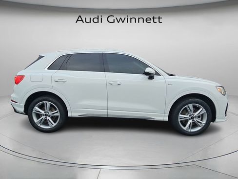 Used 2024 Audi Q3 2.0T Premium Plus w/ Premium Plus Package image 4