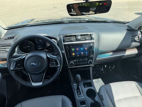 Used 2019 Subaru Outback 3.6R Limited AWD/4WD image 5